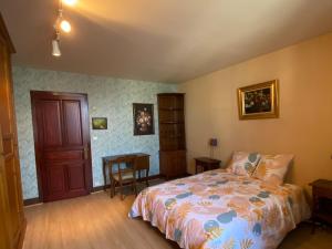 Maisons de vacances Gite Saint-Gaultier, 5 pieces, 8 personnes - FR-1-591-441 : photos des chambres