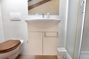 Apartments with a parking space Gornji Picudo, Umag - 22354