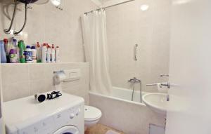 Apartments with WiFi Umag - 22353
