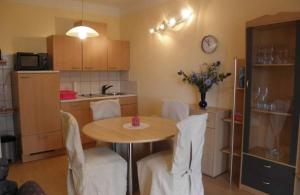 Apartments by the sea Barbat, Rab - 22366