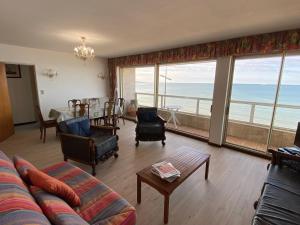 Appartements Appartement T3 avec balcon aux Sables-d'Olonne - FR-1-92-803 : photos des chambres