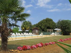 Maisons de vacances Gite Saint-Crepin-et-Carlucet, 5 pieces, 10 personnes - FR-1-616-7 : photos des chambres