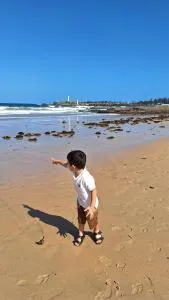 Surf Beach Bungalow, pet friendly and breakfast - Denhams Beach