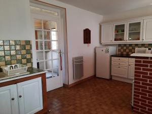 Maisons de vacances Gite Le Blanc, 3 pieces, 4 personnes - FR-1-591-339 : photos des chambres