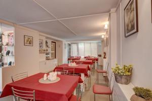 Liva Hotel