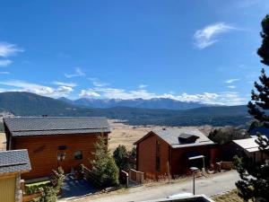 Appartements Les Angles - T3 Chalet Cozy avec Parking - FR-1-758-21 : photos des chambres