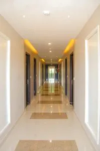 Philomena Hotel & Apartment - 坦贾武尔