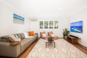 Banksia by the Bay