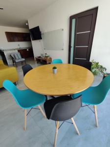 ¡Departamento a 5 minutos del Malecón!