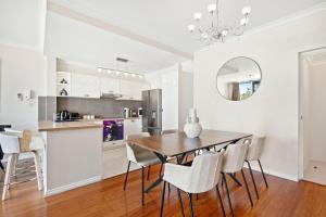 Stunning 3BR Perth Penthouse