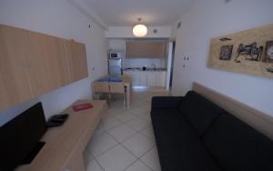 Seaside bliss- flat with view on the pool