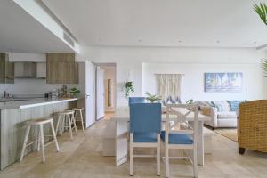 Chic 1 Bedroom Retreat In Cap Cana W- Private Beach