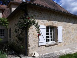 Grande maison quercynoise avec piscine