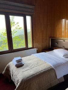 Lahza Hills Resort