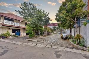 Cinere Inn & Residence