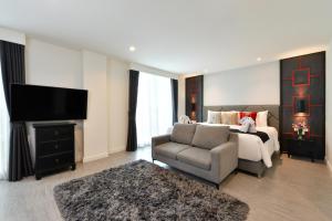 Grand Deluxe Suite