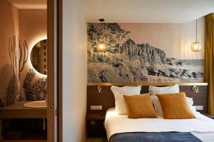 Hotels HOTEL LA MARINE : photos des chambres