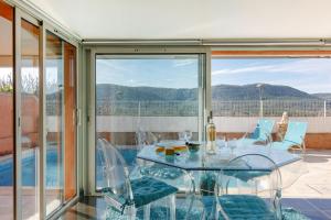 Villas Le Petit Jardin YourHostHelper : photos des chambres