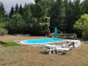 Bergerie piscine privée, jacuzzi