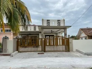 Sepang Putra Bagan Lalang Semi D House - Bagan Lalang