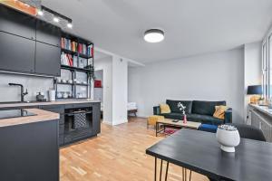 RentPlanet - Apartament Komorska