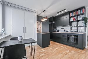 RentPlanet - Apartament Komorska