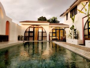 Ipoh Young Villa - Hotel Inspired