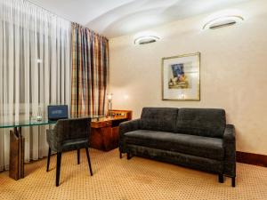 Junior Suite room in Hotel Royal