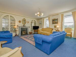 Wootton House