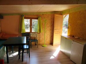 Chalets sous les arbres : photos des chambres
