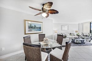 Beachfront condo in resort-style community with pool