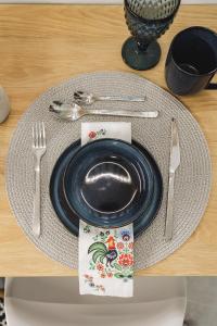 Alfa-Central Luxury Condo by Optimum Link