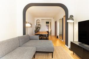 Vista by halu!: Spacious City Centre Home