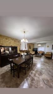 Athina Villa