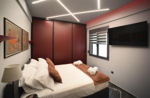Luxury Apt B at Mitropoleos-Aristotelous Square