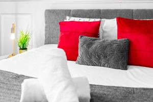 Birmingham City Centre - Terrace - King-size Bed - WIFI - Netflix - Top Rated - 42M