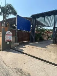 EKALUK PLACE INN - Ban Krathing Lai