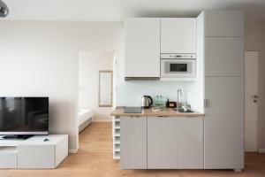 Business Mokotów Park 84 Apartment by BookingHost