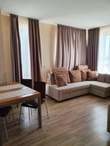 Apartment with Sea View in Obzor Beach