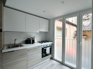 Ca Belverz center town apartment