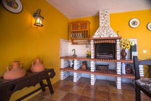 Maravillosa villa con piscina en Frigiliana AX-38F