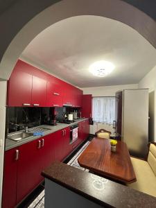 Apartament de 3 camere zona Obcini