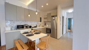 Pirgotelous Spacious 3bdr apt in Pangrati