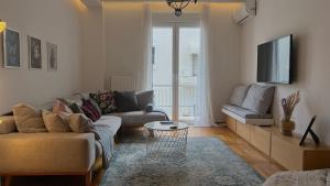 Pirgotelous Spacious 3bdr apt in Pangrati