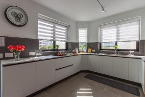 Exceptional Sunlit Apart Marsaskala Bay - Happy Rentals