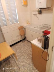 Large family typical Parisian Appartment