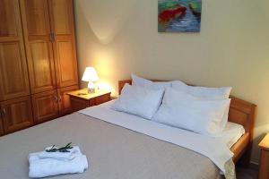 Apartments Illyrian Resort Milna - CIN08003-CYA