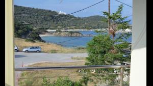 KYPRIOTIS LEONIDAS APARTMENTS