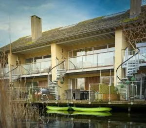 Eider Cottage: Lake View & Access in the Cotswolds - 皇家伍顿巴西特