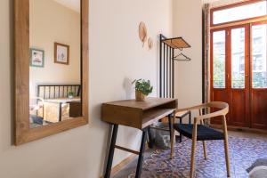 Deluxe Double Room with Extra Bed room in Bird House